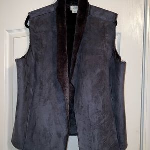 Jaclyn Smith Sleveless Jacket